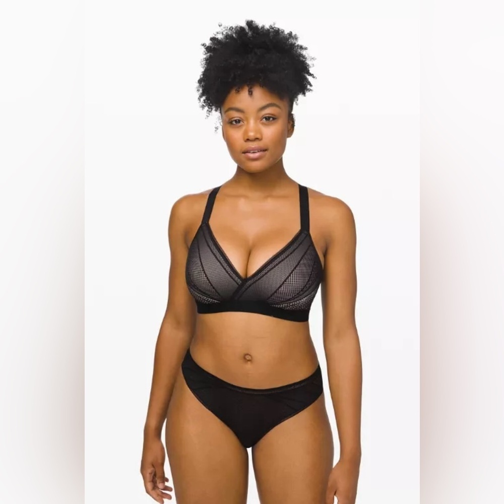 Lululemon awake to lace bra 34c
